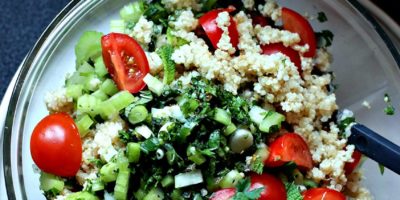 Tabulé con quinoa ed erbe aromatiche