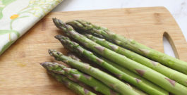 Come pulire e cucinare gli asparagi