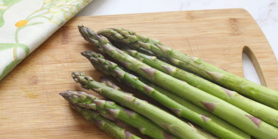 Come pulire e cucinare gli asparagi