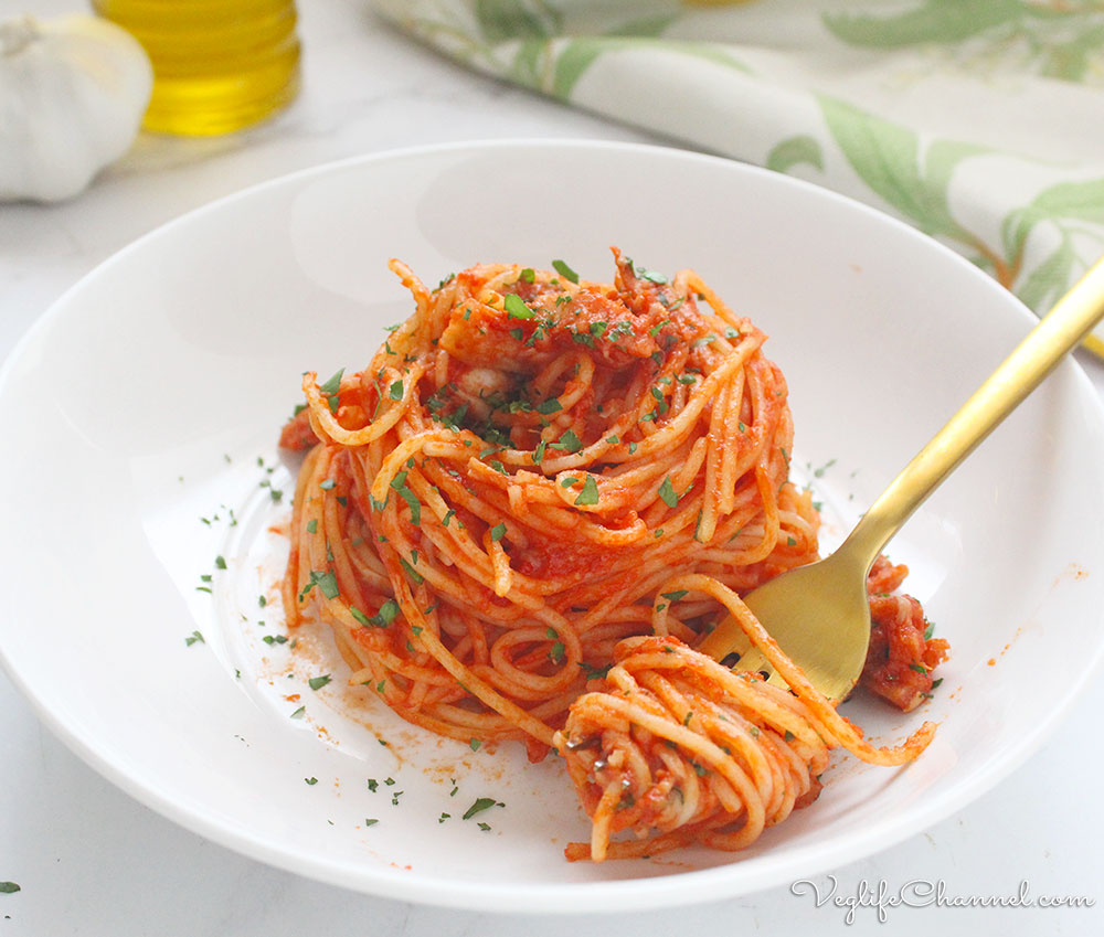 Spaghetti al sugo di “tonno” vegan