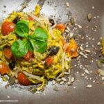 Spaghetti raw di cetrioli Spaghetti raw di cetrioli