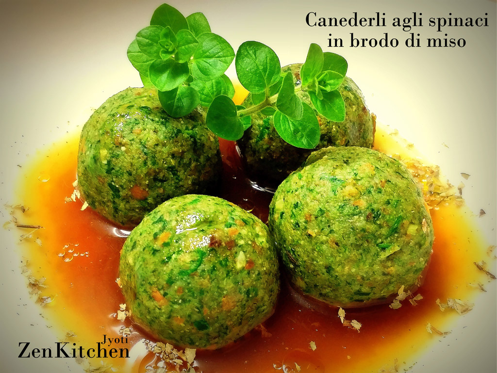 Canederli agli spinaci in brodo di miso