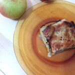 Torta salata con mele, patate e zucchine