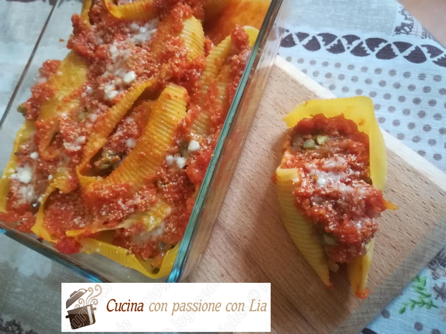 Conchiglioni senza glutine al forno ripieni vegan