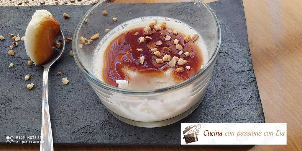 Panna cotta con panna autoprodotta vegan