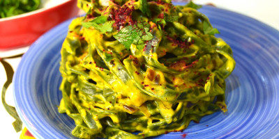 Pasta di legumi con salsa allo zafferano, Ricetta vegan