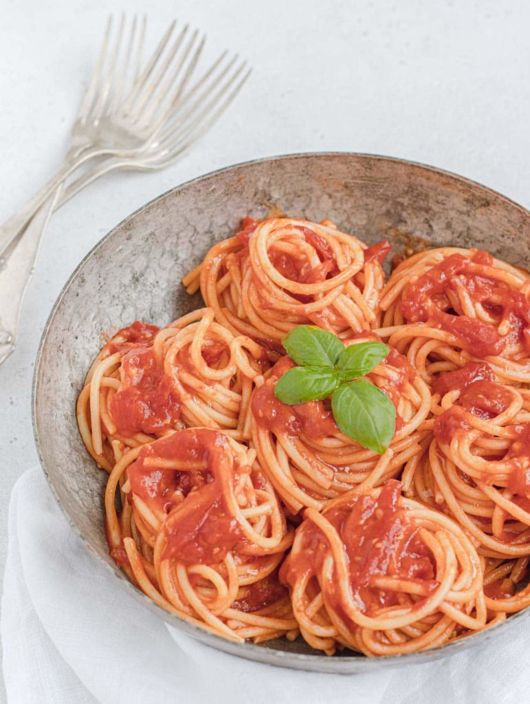 Spaghetti al pomodoro