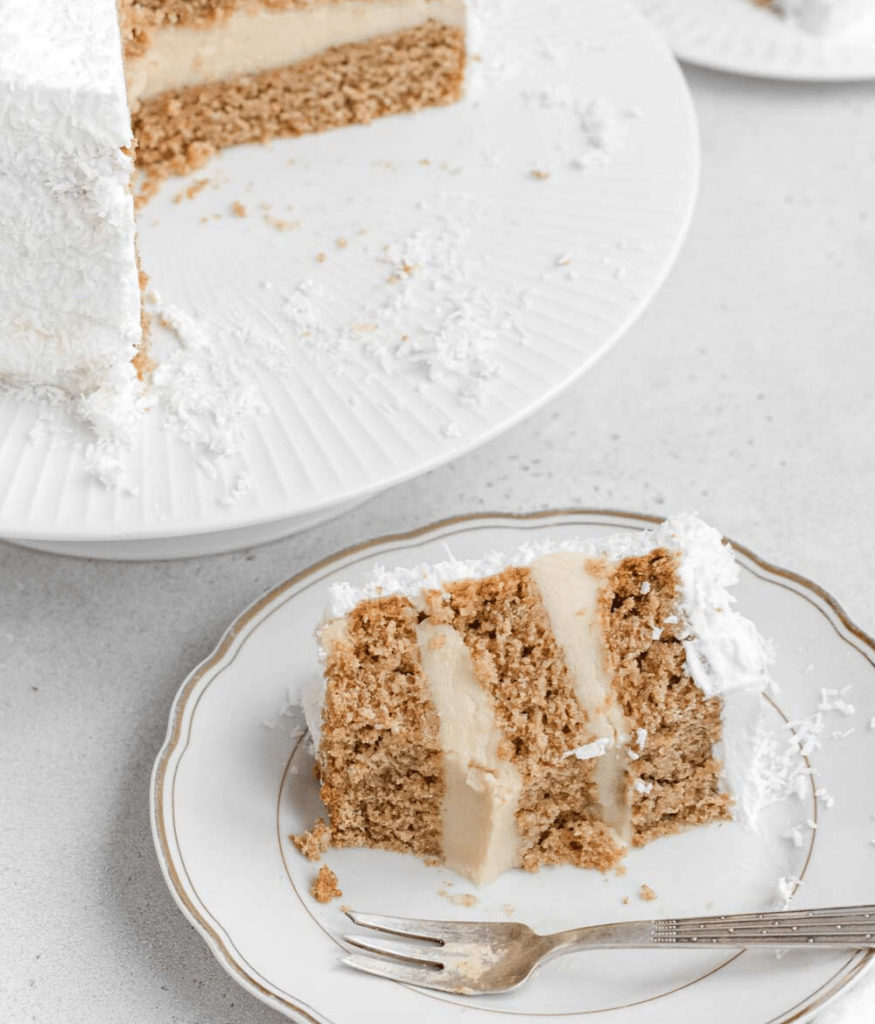 Torta di compleanno al cocco