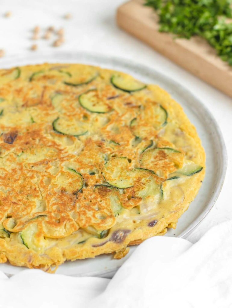 Frittata di zucchine senza uova (frittata vegana)