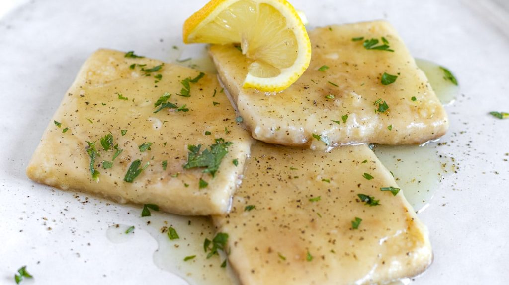 Tofu in padella con salsa al limone