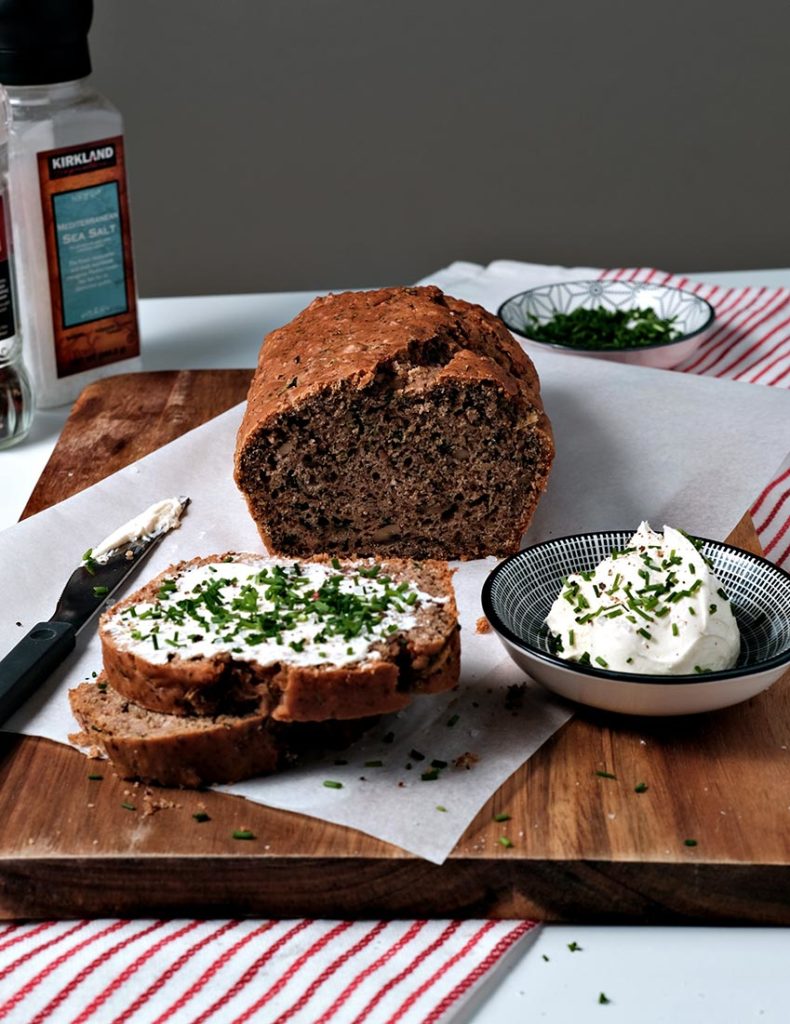 Plumcake salato con zucchina e noci