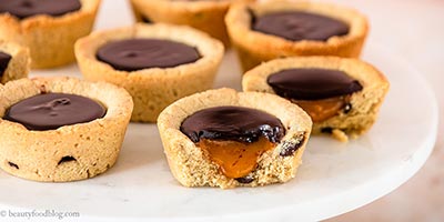 Vegan Cookie Cups | Biscotti ripieni al cioccolato