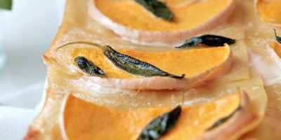 Facili lasagne con zucca arrosto e funghi