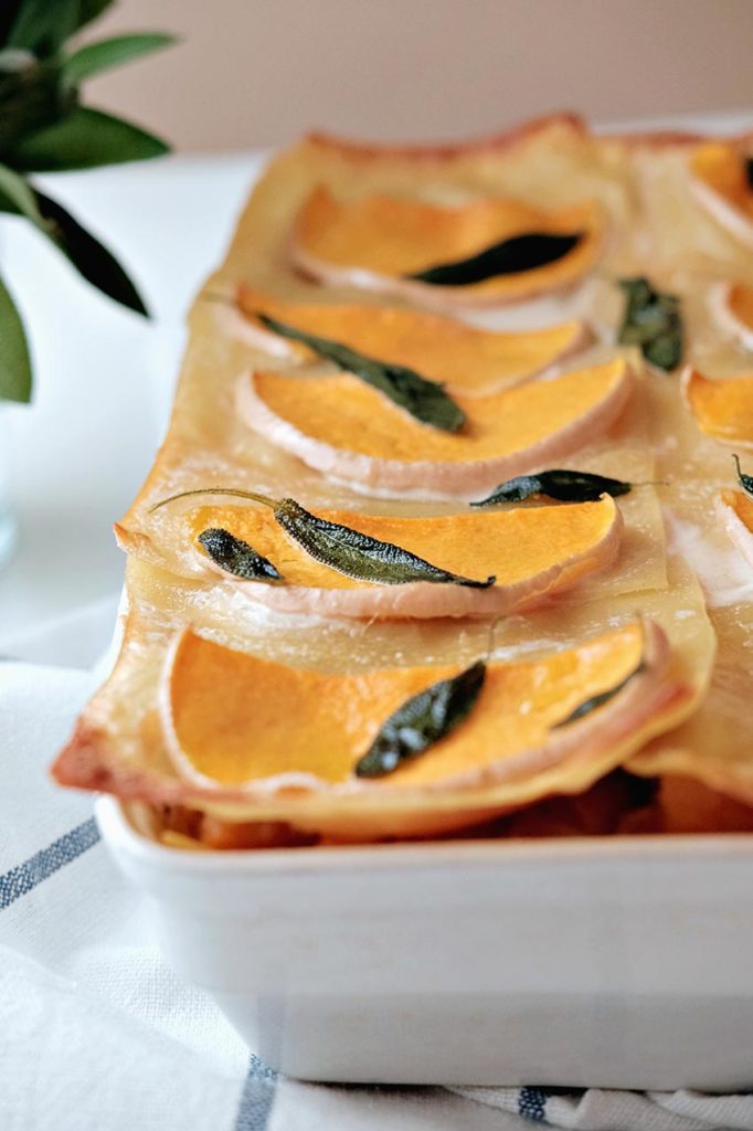 Facili lasagne con zucca arrosto e funghi