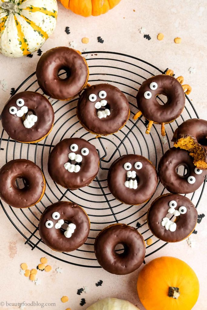 Halloween donuts alla zucca vegan