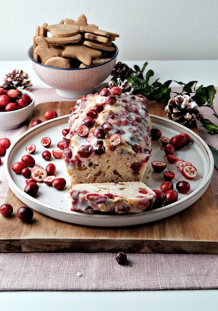 Plumcake con cranberries e pistacchi