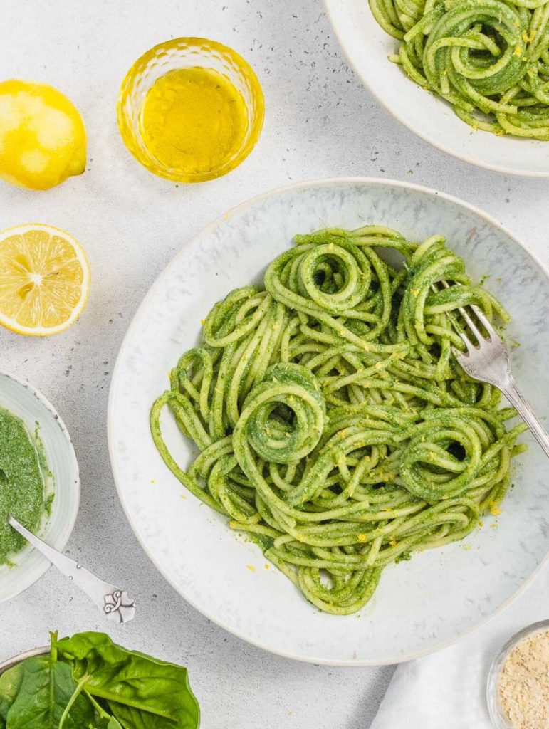 Pesto con spinaci e tofu