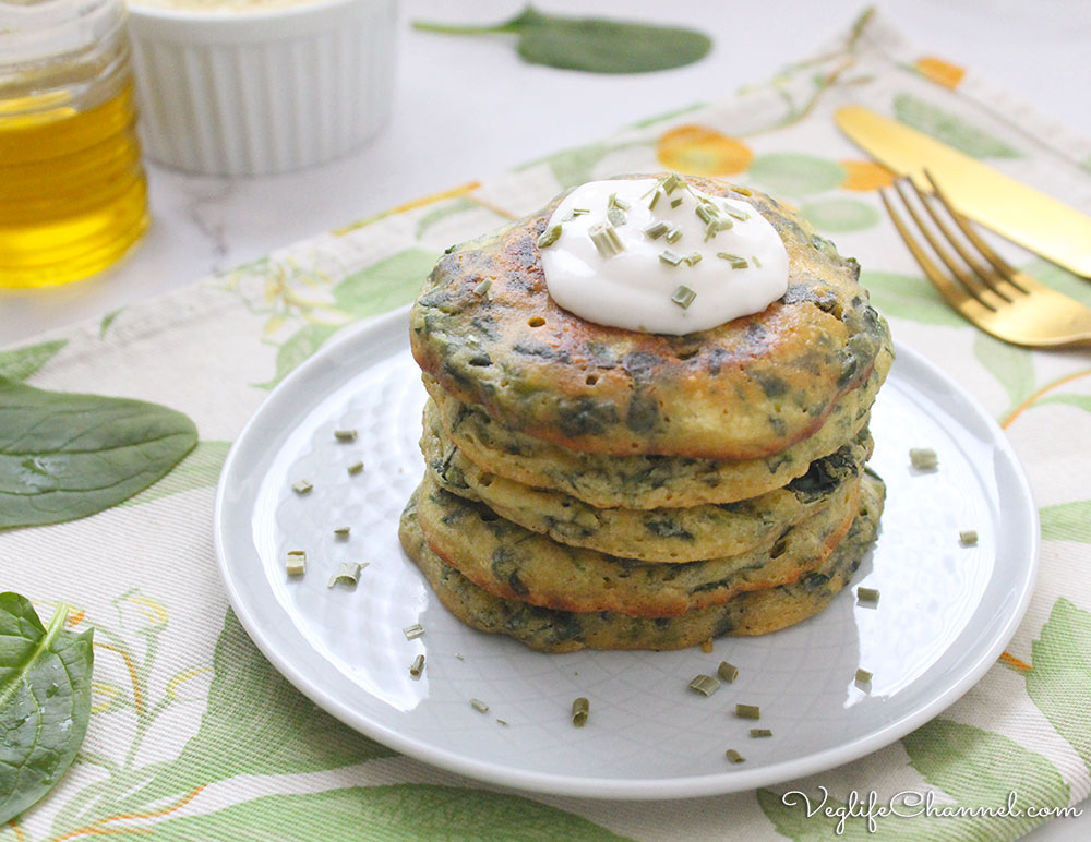 Pancakes salati agli spinaci (vegan senza glutine low carb)