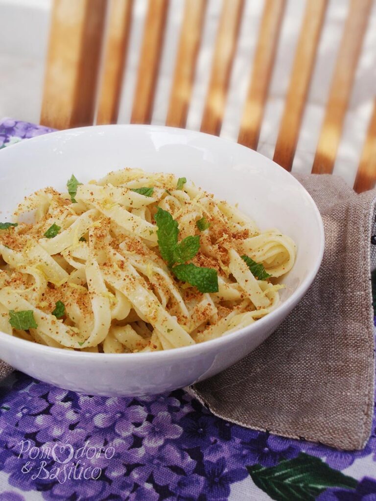 Tagliatelle con crema di menta e limone