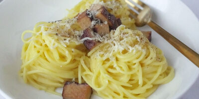 Spaghetti alla carbonara vegan e senza glutine