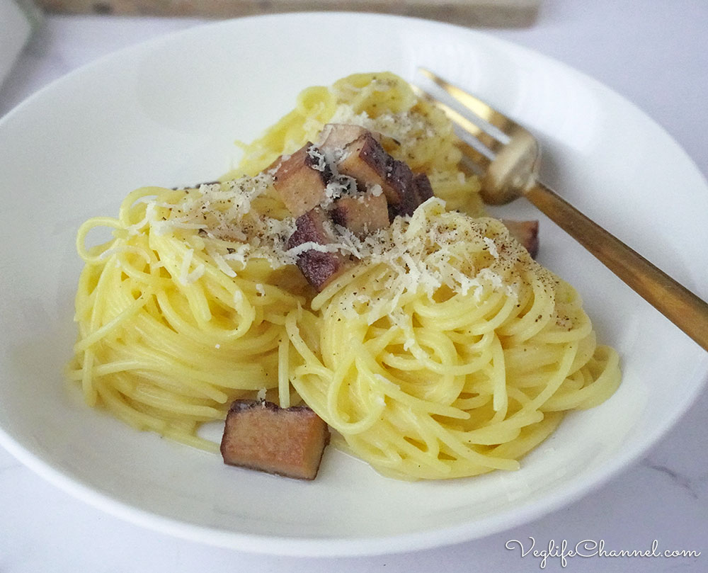 Spaghetti alla carbonara vegan e senza glutine