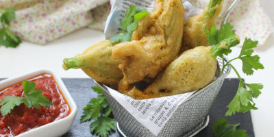 Fiori di zucca fritti in pastella