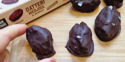 Datteri medjoul alle noci, cioccolato e sale